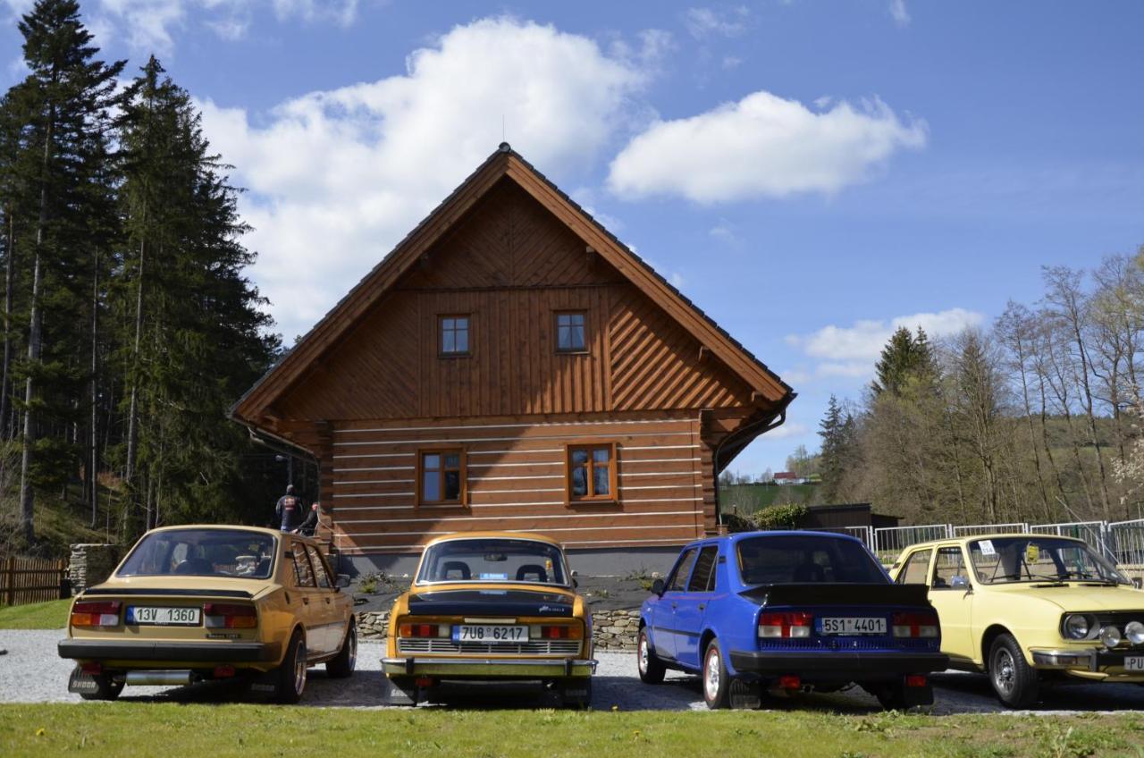 Apartmany U Vlcich Jam Petrowitz エクステリア 写真