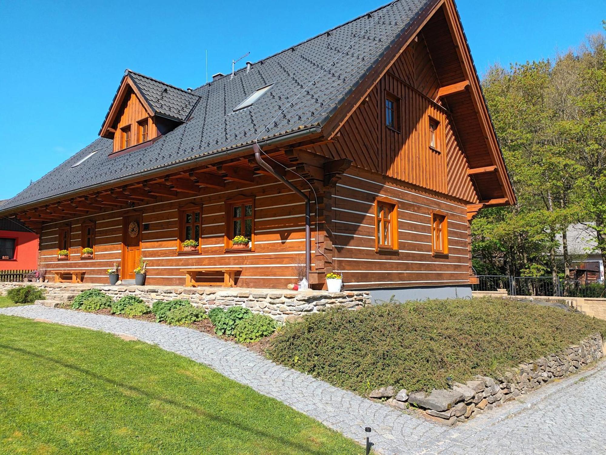 Apartmany U Vlcich Jam Petrowitz エクステリア 写真